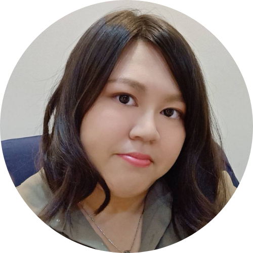 會計出納專員 邱豐喻 Lisa Chiu